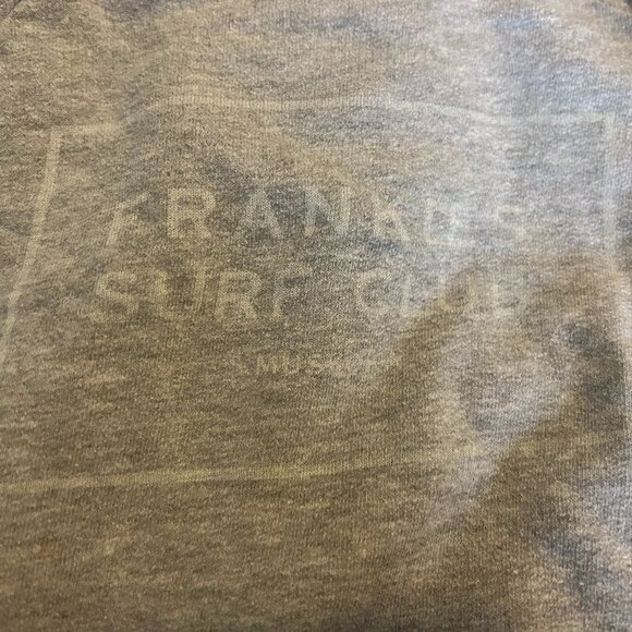 🌊 Mini Mioche “Frankie’s Surf Club Muskoka” Sweater – Size 18–24M 🌊 - Picture 3 of 4